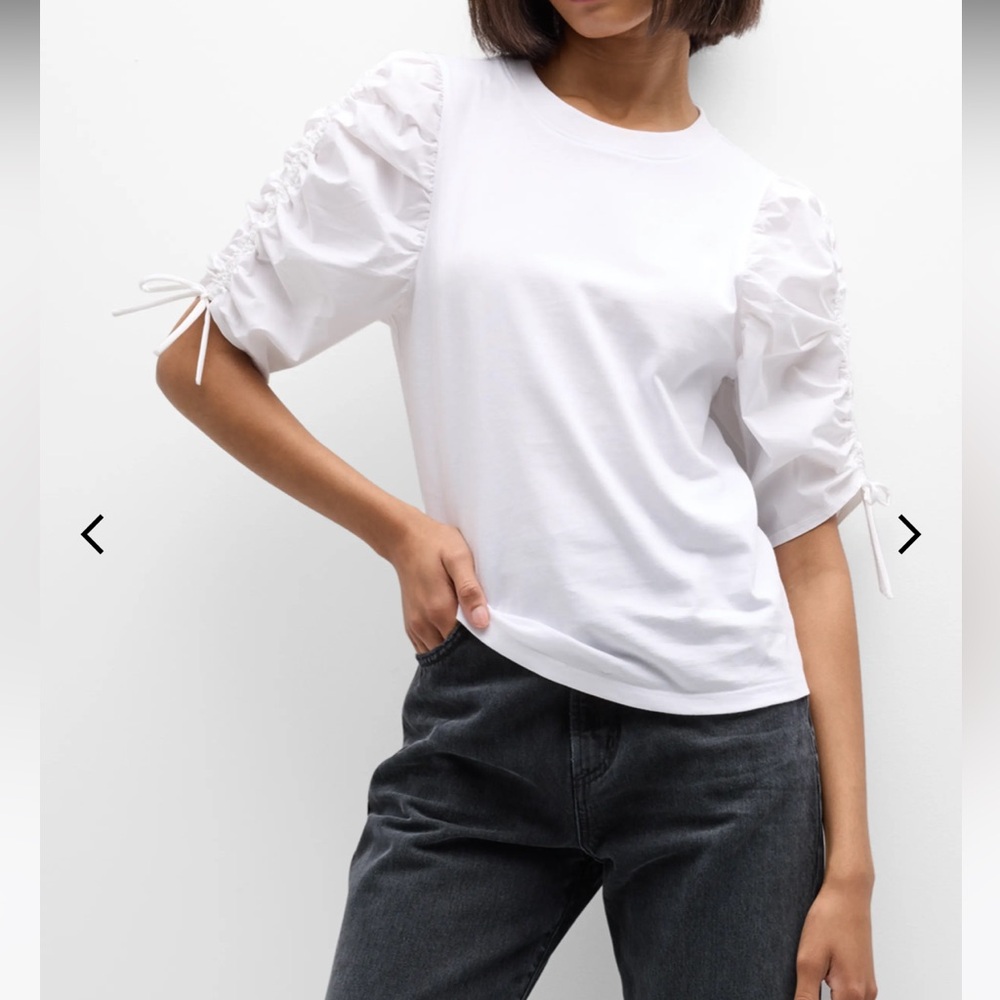 FRAME Ruched Sleeve Tee in Blanc, Size Medium
